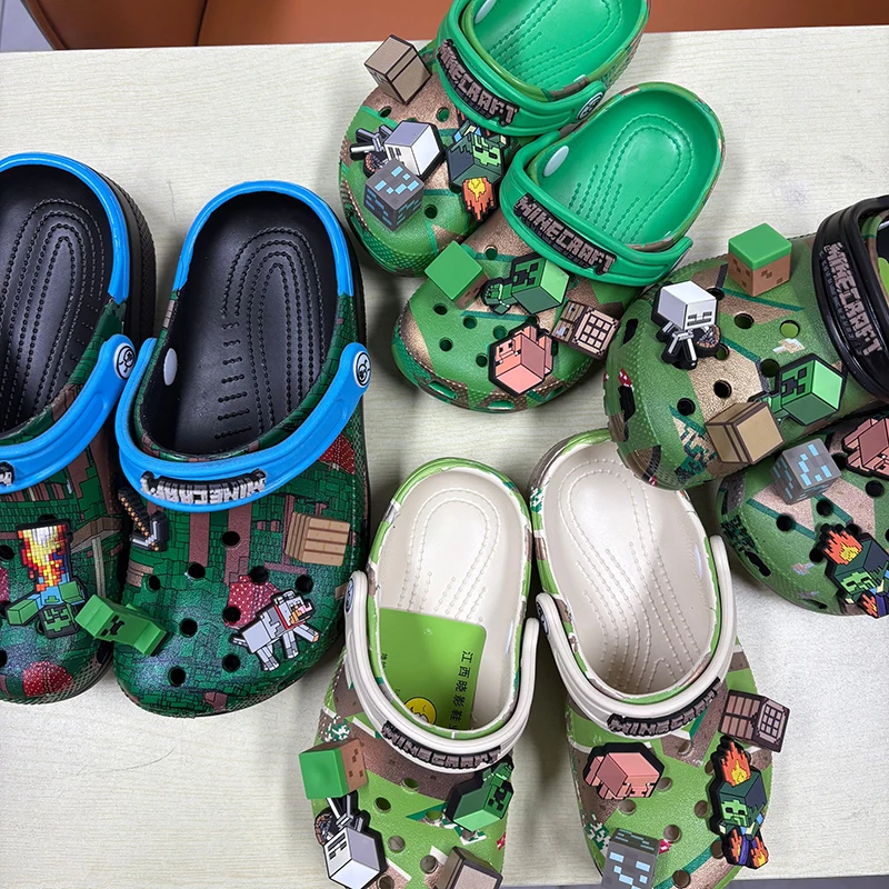 Image of Bambini Adulti 3d Casa Spiaggia Scarpe genitore-figlio Il mio mondo Gioco anime Pantofole estive Sandali con foro Pantofole Sandali Eva per regalo cod004