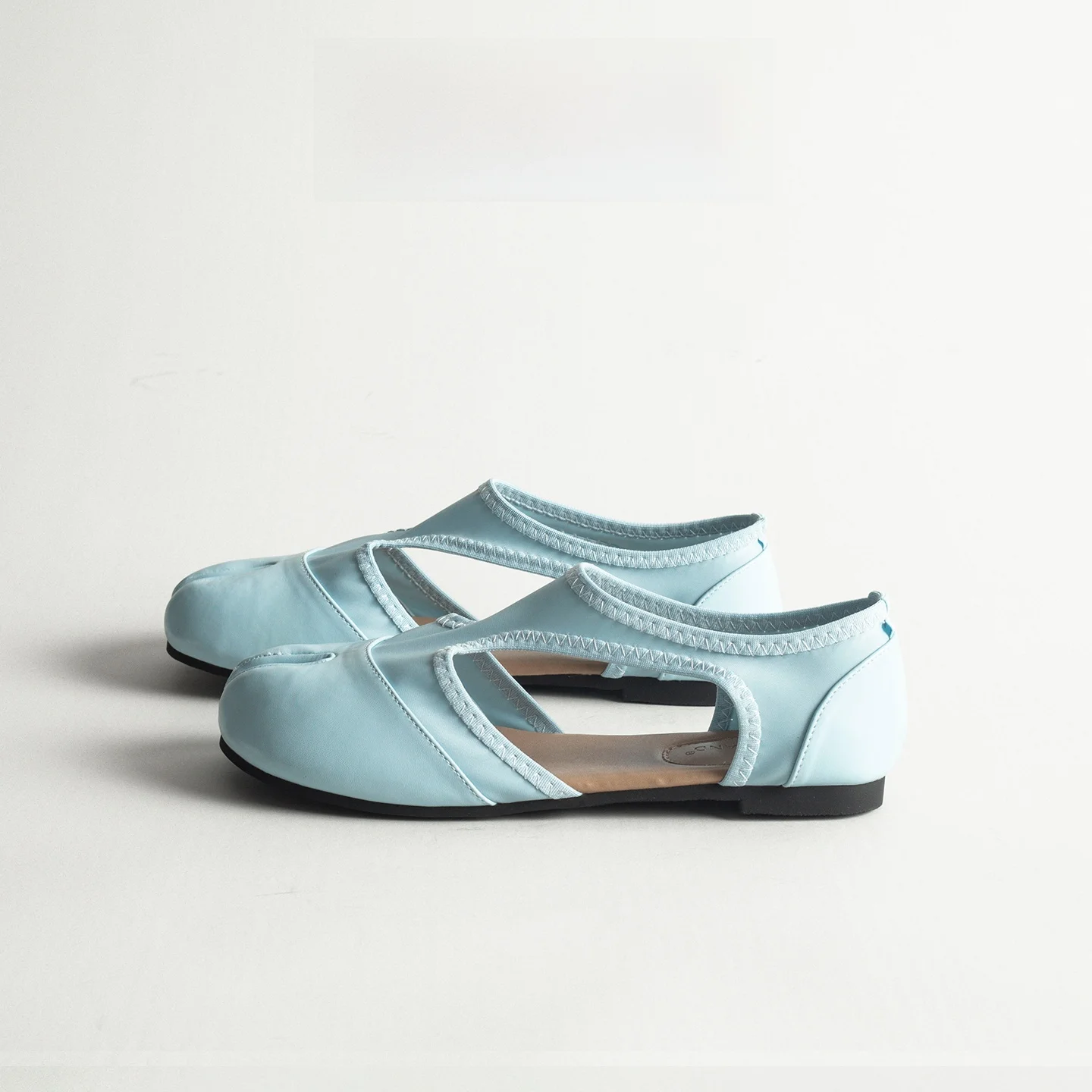 zapatos-planos-de-ballet-retro-de-cuero-con-punta-dividida-y-huecos-versatiles-transpirables-informales-de-suela-plana-p