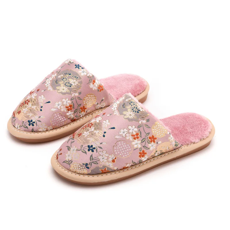 Embroidery Flowers Chinese Style Women Man Slippers Winter Short Plush Female Slippers Soft Bottom Anti Slip Woman Indoor Shoes