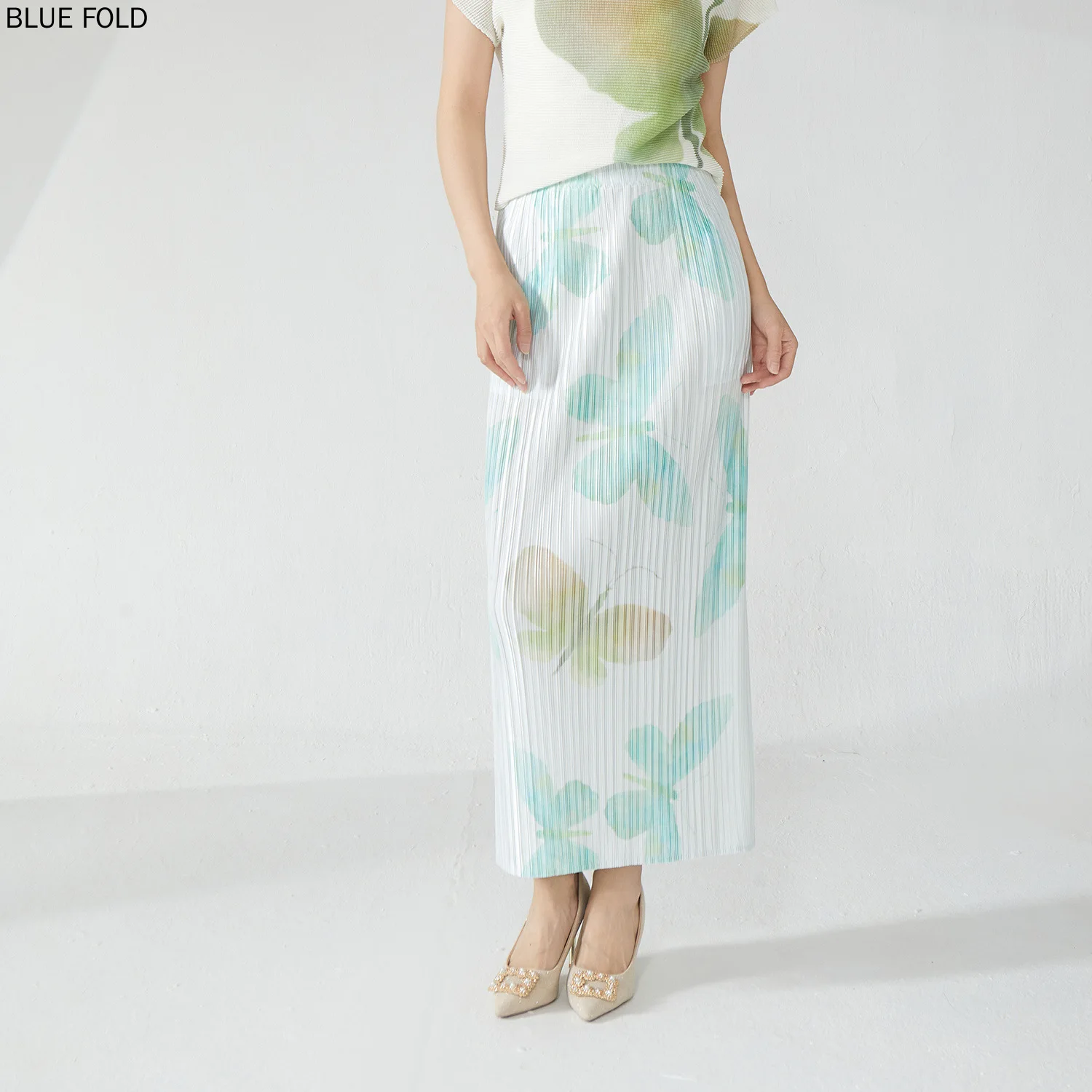 MIYAKE 2025 nova saia plissada dividida feminina solta fina cintura alta comprimento médio tubo reto envoltório nádega saia