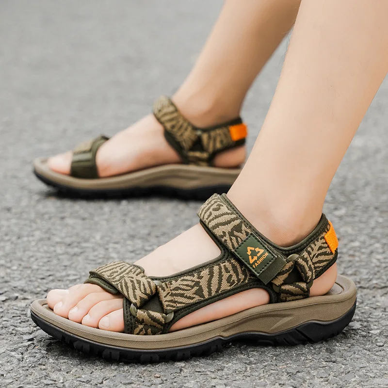 

2026 New Men's Hiking Sport Sandals Lightweight Leisure Beach Shoes Summer Open-Toe Breathable Travel Walking Sandials