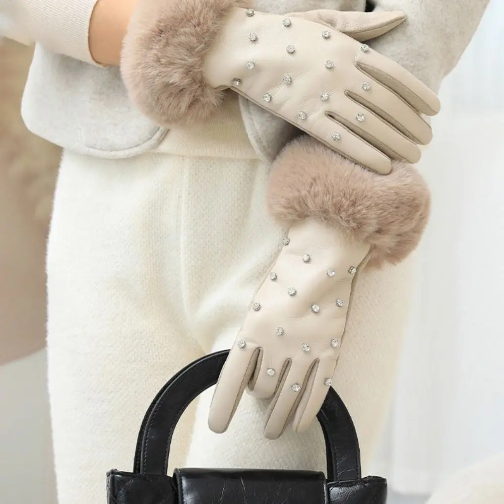 الفاخرة فو الفراء تقليم الكفة بولي قفازات قفازات جلدية لمس اصطف الشتاء الحرارية قفازات يندبروف حجر الراين قفازات دافئة للنساء #3