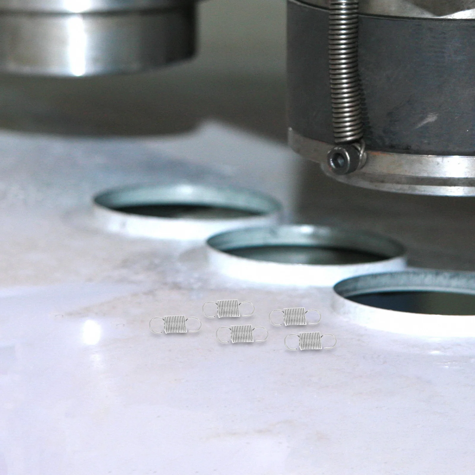 

20Pcs Stainless Steel Springs High Elasticity Dual Hook Heavy Duty Tension Gym Swing Chair Suspension Trampoline Hammock Patio