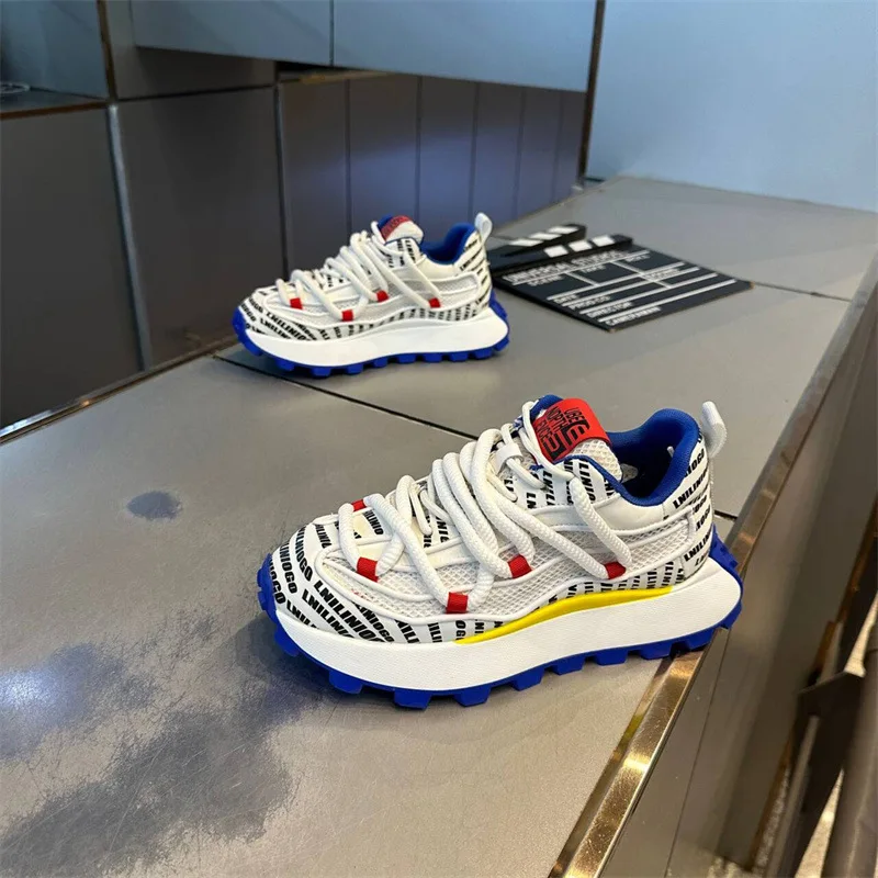 Spring and Autumn New Men\'s Shoes Thick soled Height Increasing Casual Shoes Comfortable and Breathable Running Sports Shoes