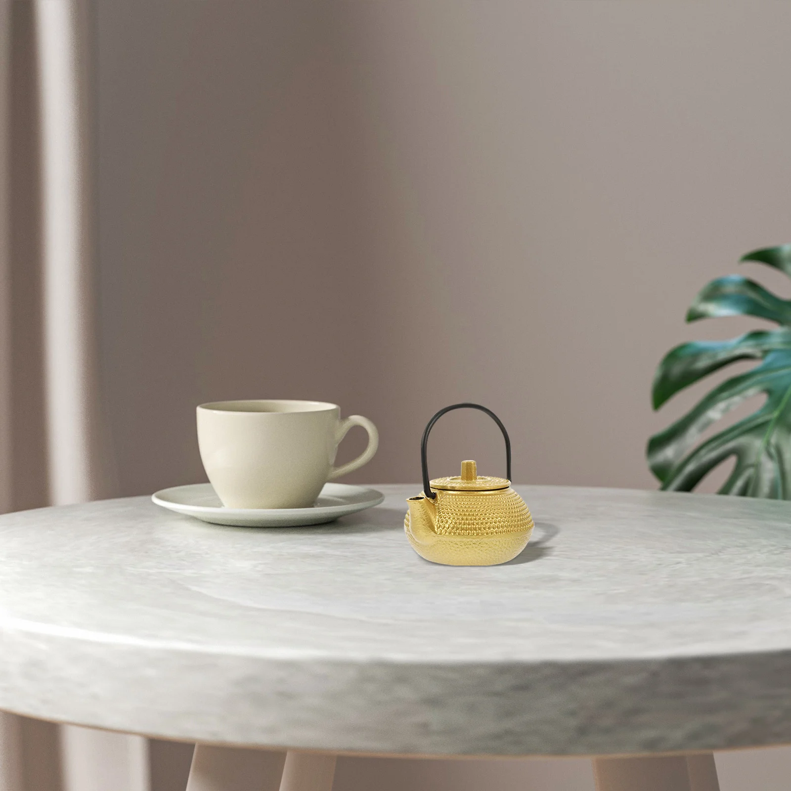 

Mini Iron Teapot: Small Cast Iron Kettle For Tea Lovers Home Office Decor Vintage Style Adornment Tabletop Display Kitchen Bar