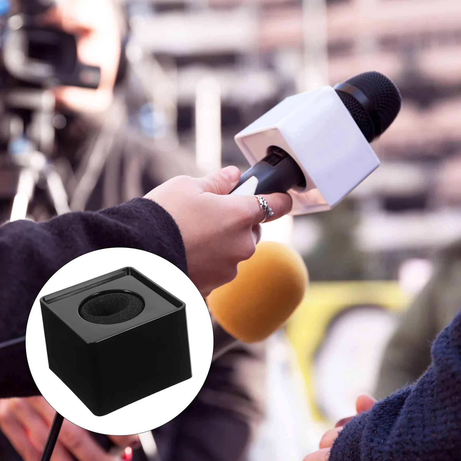 

2pcs Portable Abs Injection Molding Triangular Interview Flag Station For Professional Use Large Display Area Mic Flags