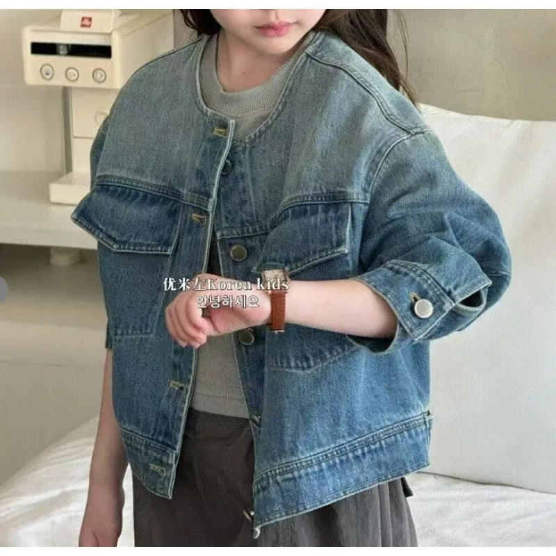 Pakaian luar anak perempuan untuk musim semi 2025 jaket denim anak-anak baru, atasan serbaguna dan bergaya untuk dewasa.