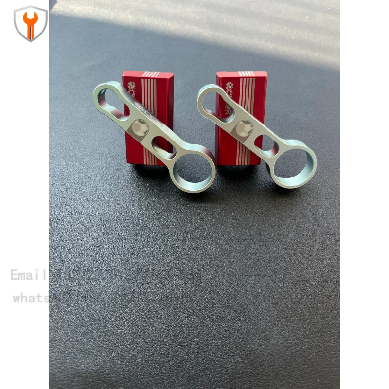 Suitable for small cloth faucet C buckle quick folding knob pressing plate faucet aluminum alloy C buckle