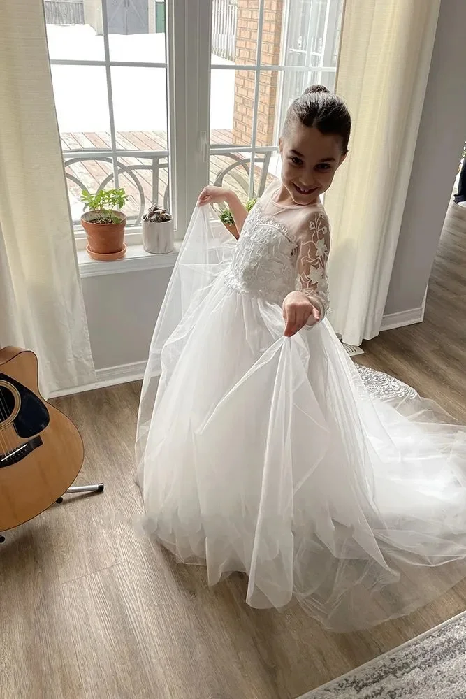 O-collo Flower Girl Dress For Wedding Princess Girls Pageant Dress Appliques di pizzo bianco maniche lunghe abiti per bambini al pavimento