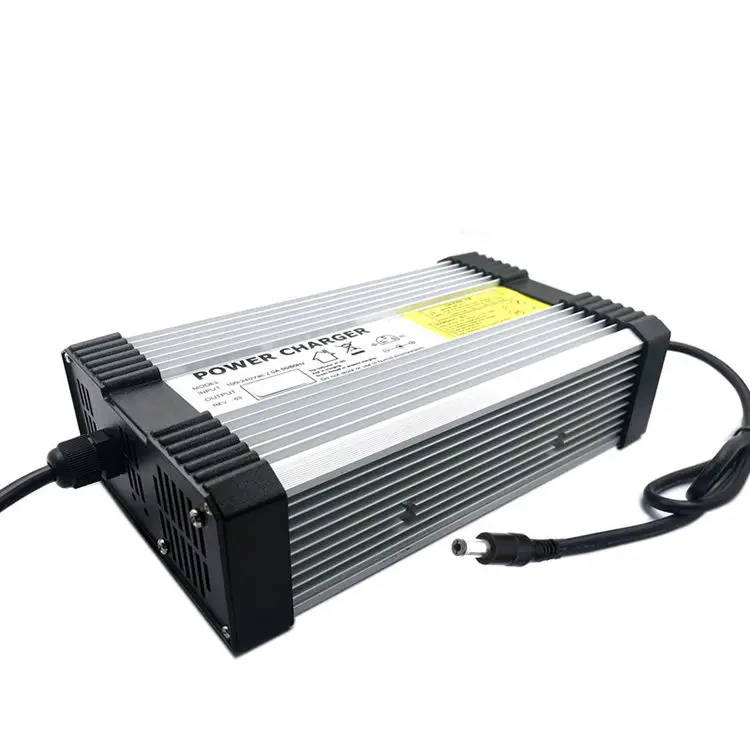 High-Speed 48V/54.6V10A Electric Tricycle Golf Cart Battery Charger 180W SCP Function with AC/DC Ports