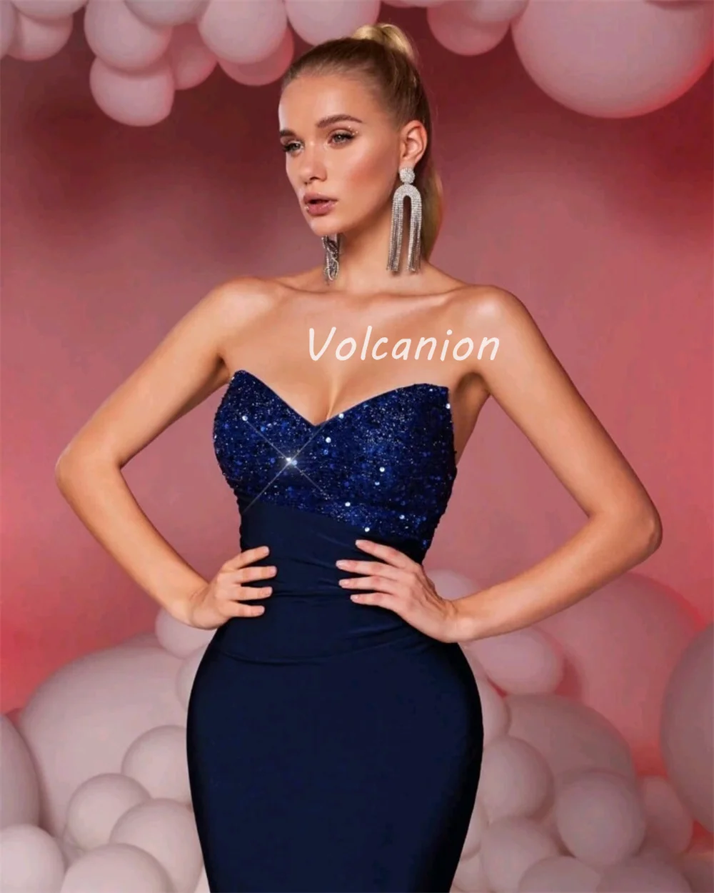 カスタマイズされたモダンなスタイルのエレガントなシャルムーズビーズラインストーンマーメイド恋人ロングドレスオーダーメイドオケージョンドレスファッション