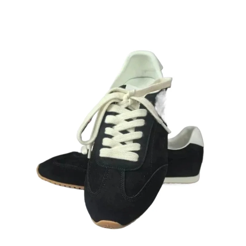 High quality retro flat top training shoes, suitable for couples to wear, multifunctional sports and casual lightweight shoes