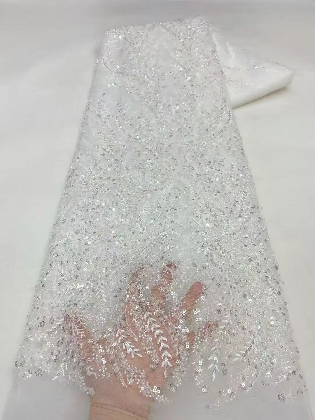 Latest French Luxury Embroidery Beaded Lace Fabric African Nigerian Sequin Lace Fabric for Wedding Party Dress Sewing