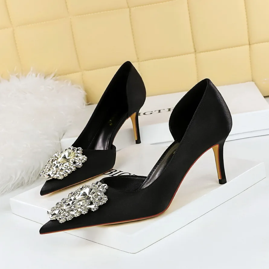 Rhinestone Kitten Heels Women Pumps Elegant Luxurious Banquet Shoes Pointed High Heels Lady Stilettos 7 Cm 10.5 Cm Heeled Shoes