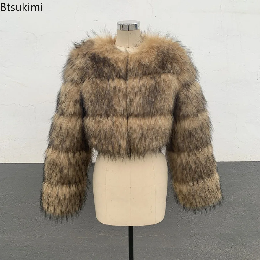 Women Cropped Faux Raccoon Fur Coat O‑Neck Long Sleeve Soft Fluffy Short Jacket Winter Fashion Warm Streetwear Furry Outerwear