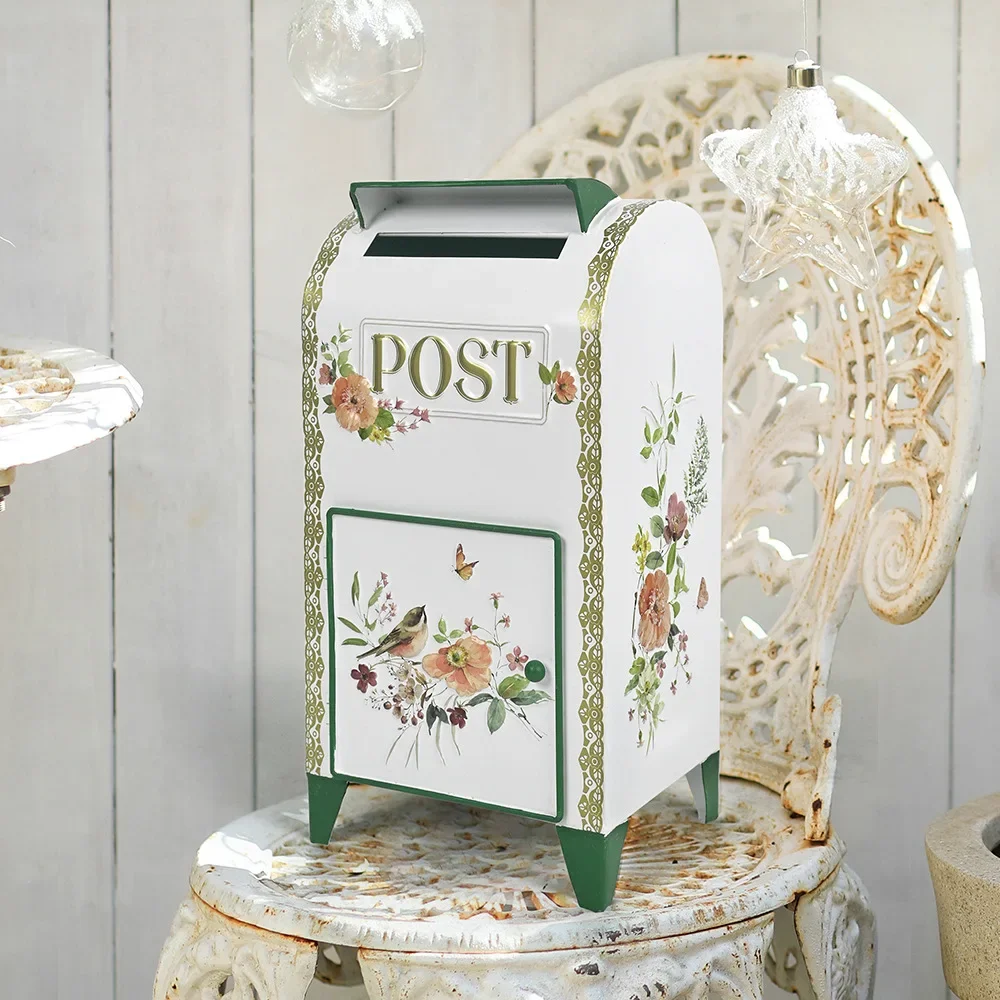 Vertical mailbox Flower and bird iron decorative ornament Garden gardening Outdoor delivery box Mailbox Garden decoration