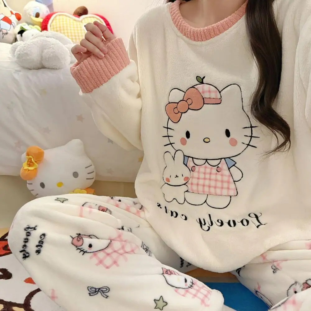 

Новые зимние пижамы Hello Kitty для женщин, осенняя женская коралловая бархатная фланелевая утепленная теплая домашняя одежда, одежда для отдыха для девочек