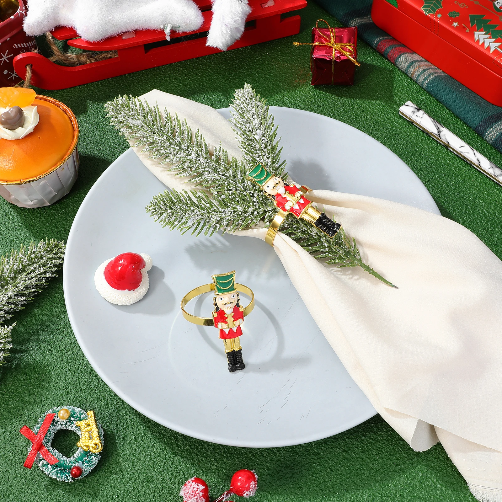 

2Pcs Nutcracker Napkin Rings Holiday Table Decoration for Christmas Party Formal Dining Napkin Buckle Decors Accessory