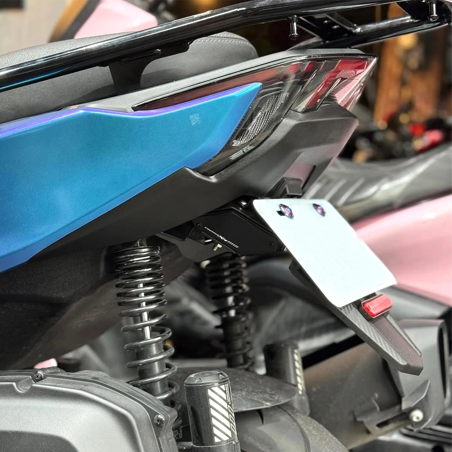 For YAMAHA CYGNUS XR Short tail license plate holder Yamaha Cygnus X License plate holder Yamaha Cygnus XR Short tail bracket