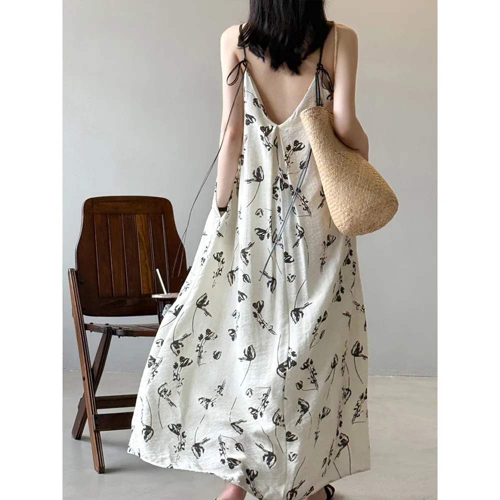 

V-neck Floral Loose Suspender Dress for Women's Summer Vacation Style Long Skirt Temperament Beach Dress
