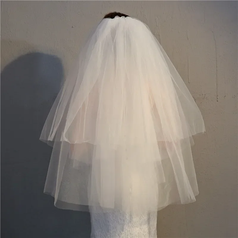 Short Tulle Cut Edge Two Layer Ivory Puffy Wedding Veil  White Elegant Shoulder Length Bride Veils