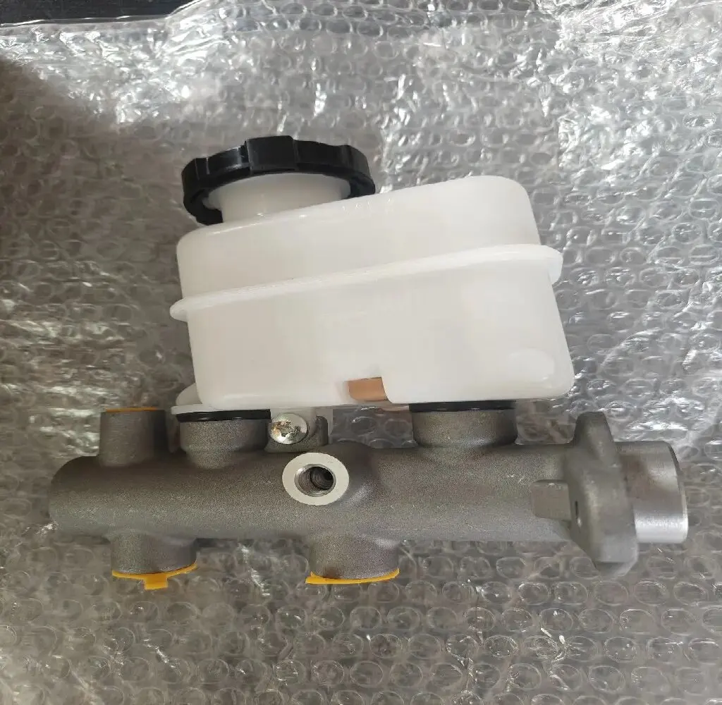 

Brake master cylinder compatible with Hyundai and Kia cars for Sonata 1999-2003 Optima 2001-2005 58510-38004 5851038004 M630191