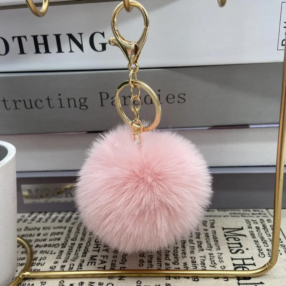 Nuevo llavero de coche, llaveros con pompón, llavero para mujer, colgante para bolso, regalos de joyería, llavero con pompón de piel esponjosa, bola de piel de conejo de imitación suave