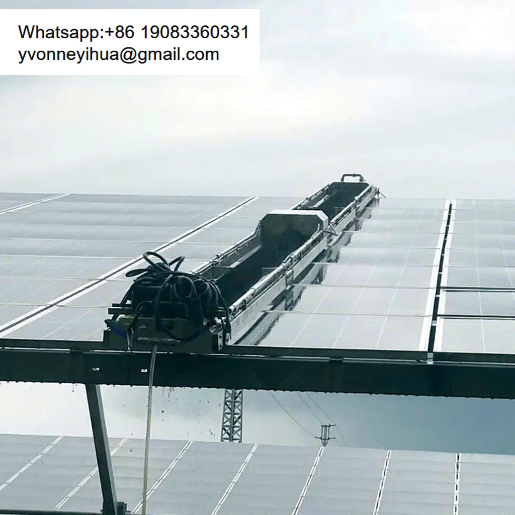 Automated 25 Degrees Inclination Working Angle Solar Robot Solar PV Panel Autonomous Module Cleaning Robot With Brush