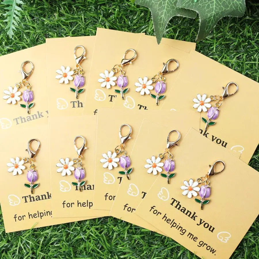 1/5/10/20/50/100pcs Keychain Pendants Featuring 3, 5, Or 10 Purple Tulips And Daisies, Paired with a Thank-You Card That Has Ang