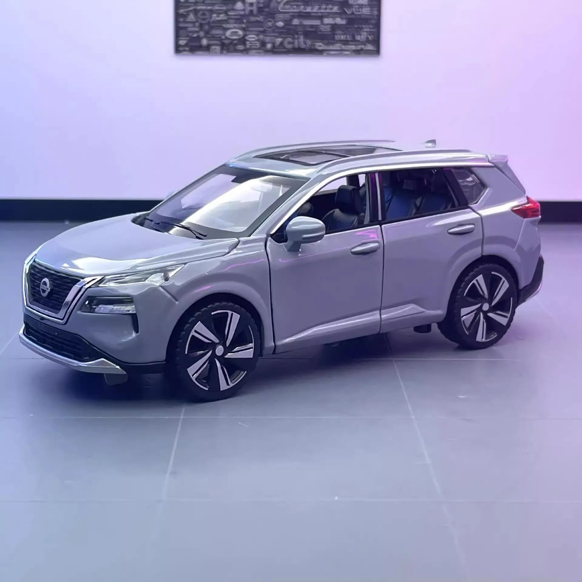

1:32 X-Trail SUV, модель автомобиля из сплава, литая под давлением металлическая игрушка, модель внедорожника, моделирование, подарок для детей