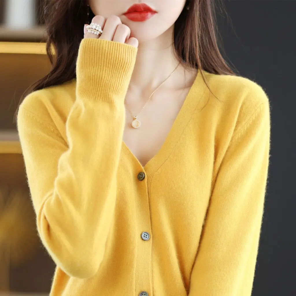 

Women's V-neck Long-Sleeved Cardigan Knitted Solid Color Outerwear Simple Bottoming Shirt for Autumn Winter