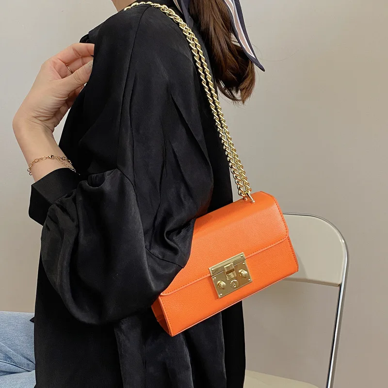 

Women Bag Fashion Simple Solid Color Small Bag New Korean Version Personality Lock Single Shoulder Messenger Small Square Bag