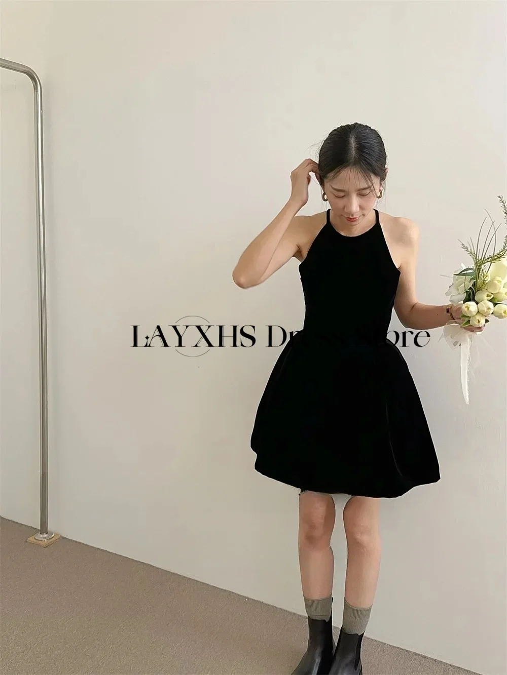 Czarna Mini Sukienka na Wesele, typu Halter, Linia A, Aksamitna, Koreańska, na Sesję Zdjęciową, Urodzinowa, Długość Nad Kolano, Sukienka na Bal, Szyta na Miarę