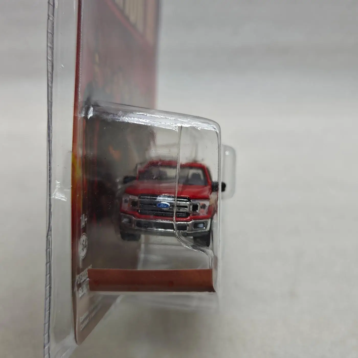 1:64 2018 Ford F-150 Super Crew - Seattle Fire 44960-F Modello di auto avanzato da collezione