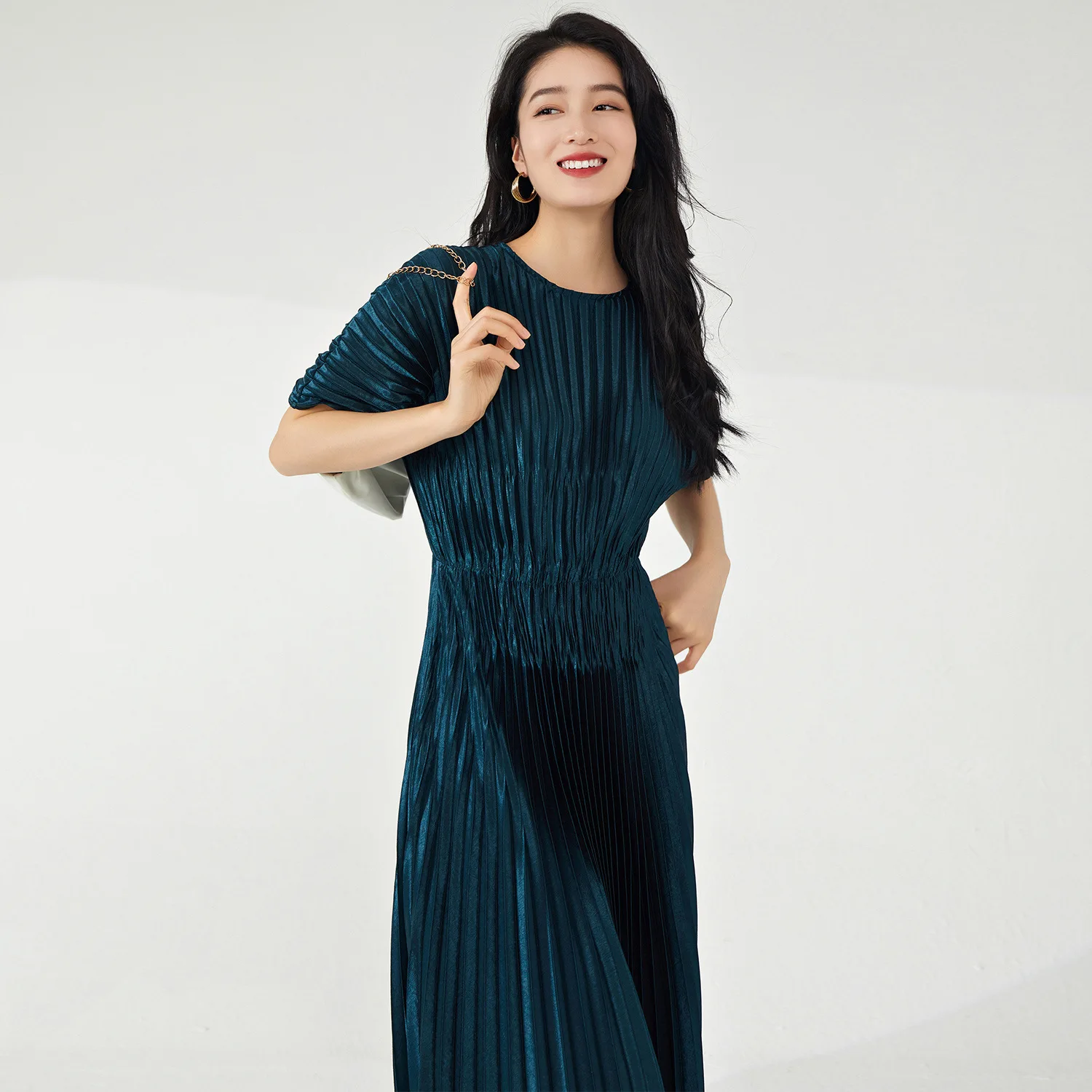 Gold Emed asymétrique plissé Long Dr minceur femme Faion Ele taille haute régulier Sve t-shirt fibre d'acétate