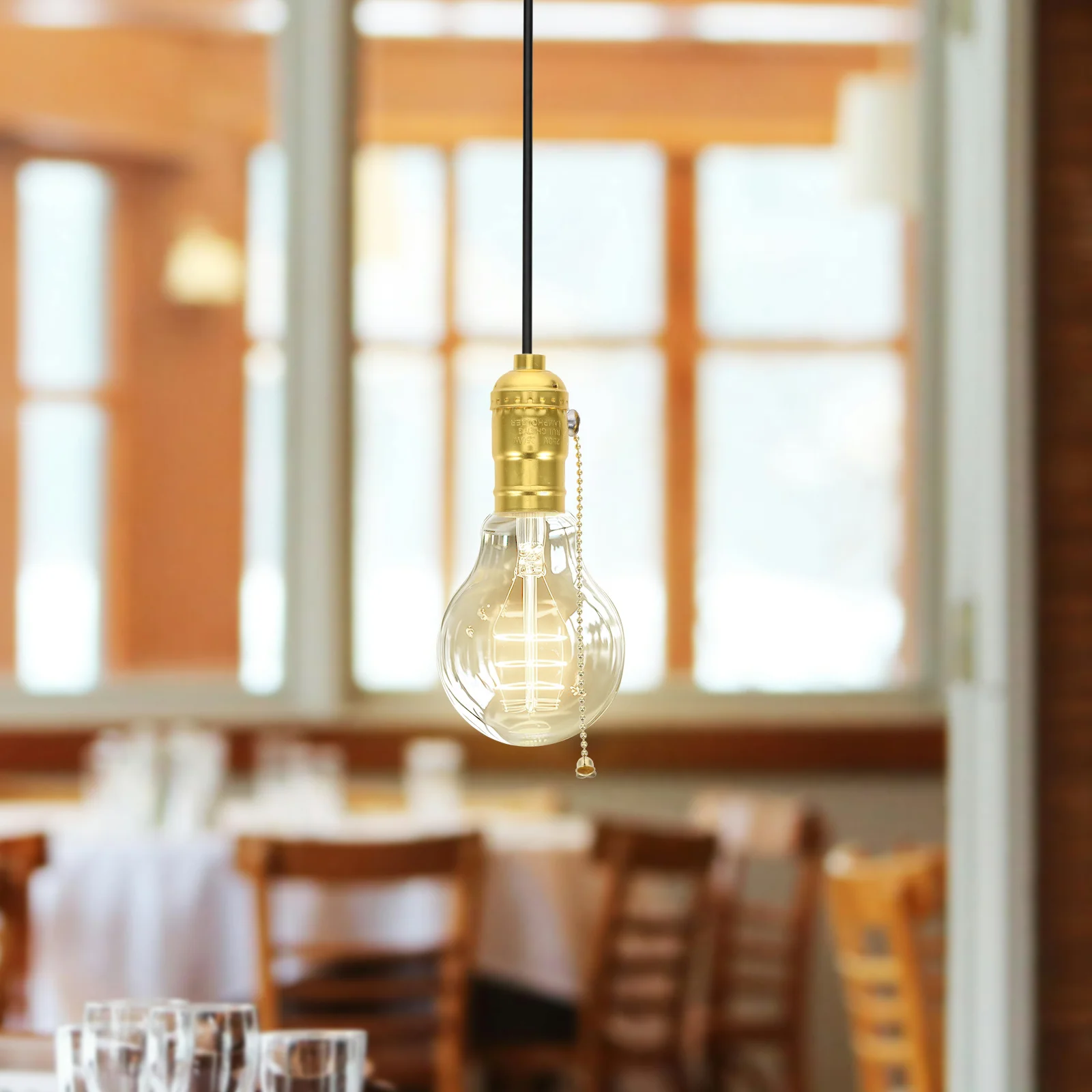 

Vintage Style E26 Pull Chain Light Bulb Socket Screw-in Lamp Socket Replacement DIY Lighting Holder with Cord Threaded Base