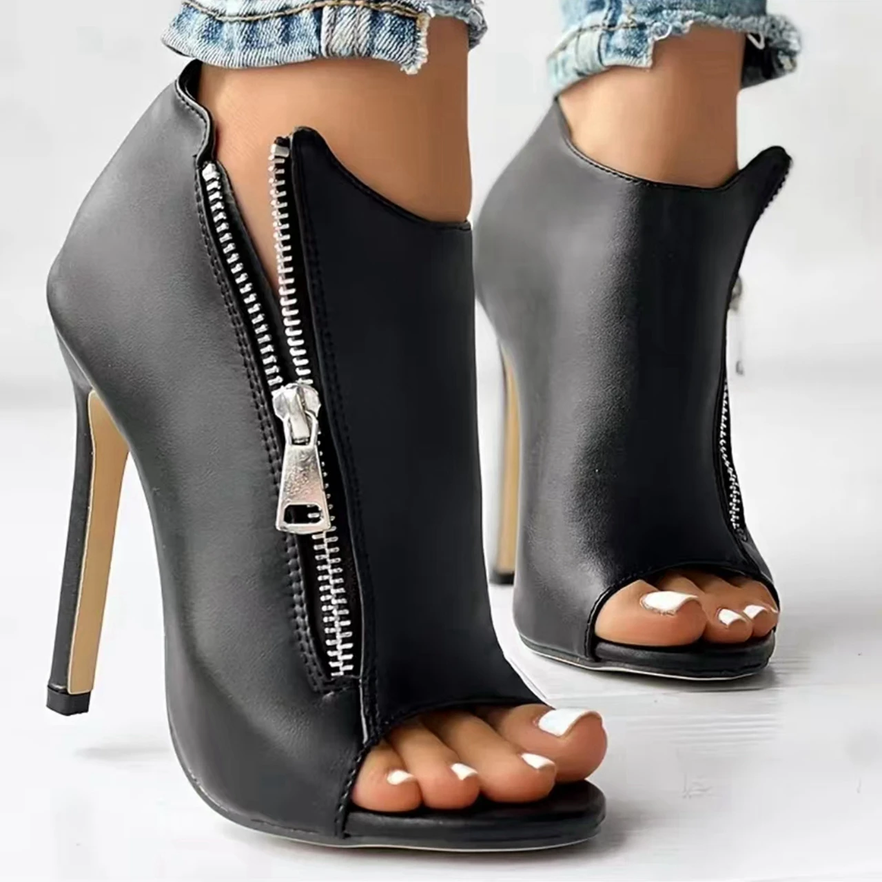 Peep Toe Stilettklack Kängor med Dragkedja - usage example