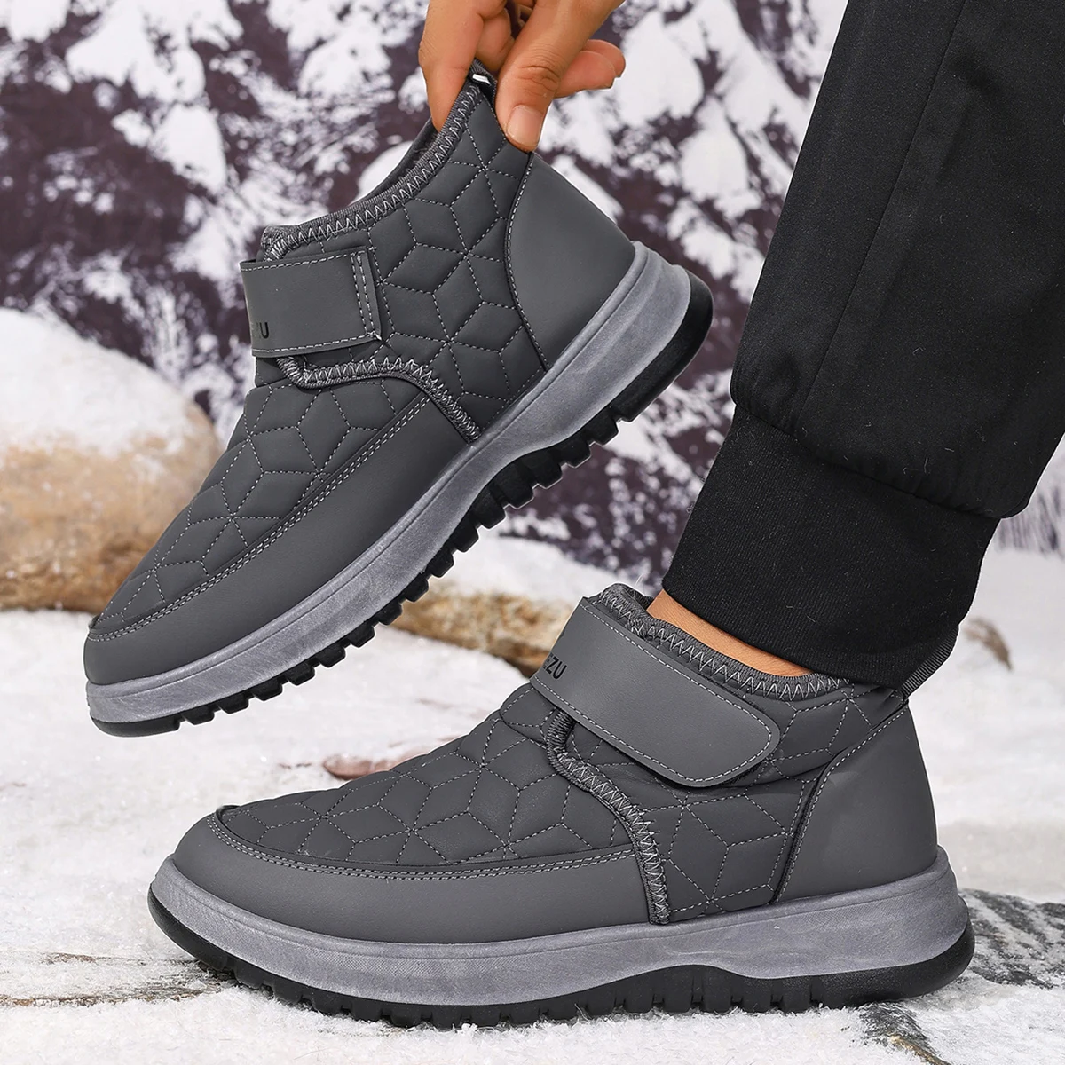 

Men's warm cotton shoes for winter 2025 fashionable and versatile for outdoor leisure anti-slip and wear-resistant free