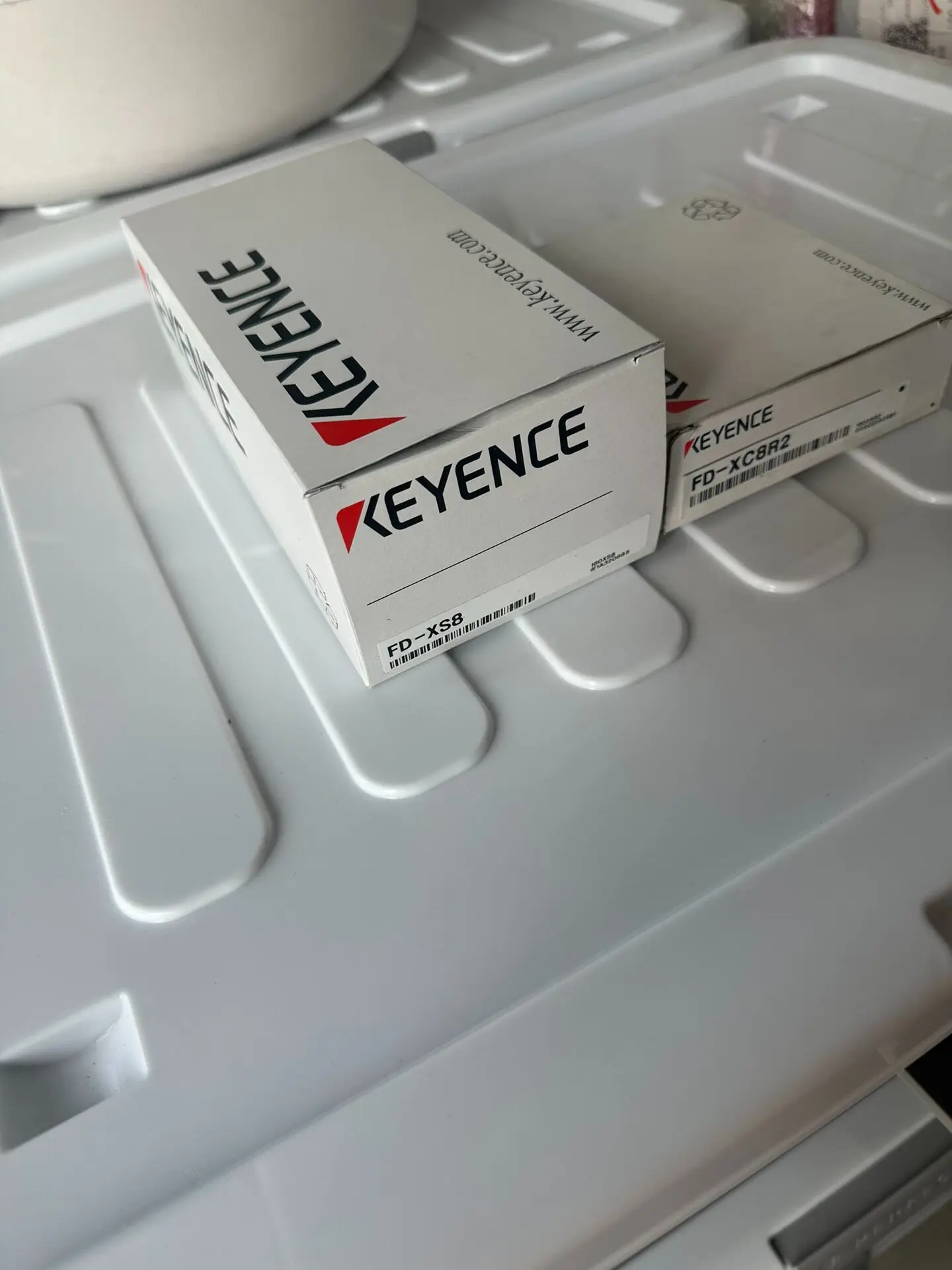 KEYENCE FD-XS8 FD-XC8R2 New Original Imported Sensor