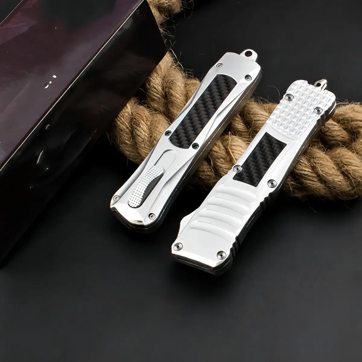 

Microtech Troodon Carbon Fiber Straight Knife Silver Handle EDC Tools