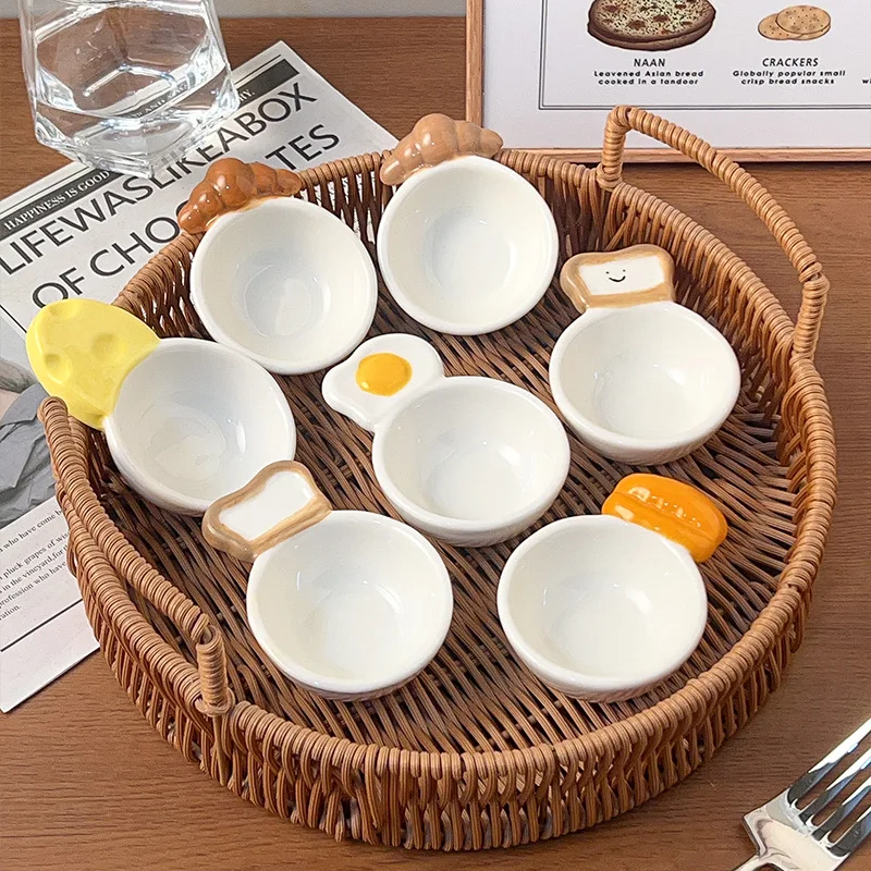 Creative Food Series Ceramic Sauce Dish, Cute Bean Handle Dipping Plate for Soy Vinegar, Home Kitchen Accessory