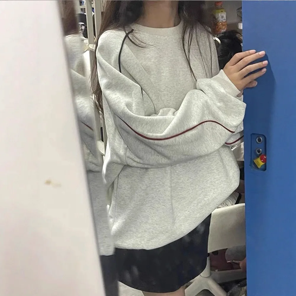 2025 New Early Autumn Collegiate Style Casual Outdoor Crew Neck Sweatshirt Small Color-Blocking Temperament