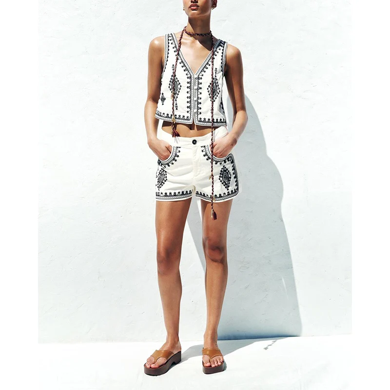 

Хлопковый жилет с вышивкой и V-образным вырезом, повседневный комплект из двух предметов с высокой талией, модный летний наряд, застежка на пуговицы