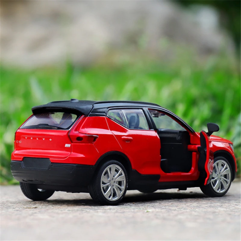 1:32 VOLVO XC40 Alloy Car Model Diecast Metal New Energy Vehicles Metal Car Model Simulation Sound and Light Childrens Toys Gift view 6