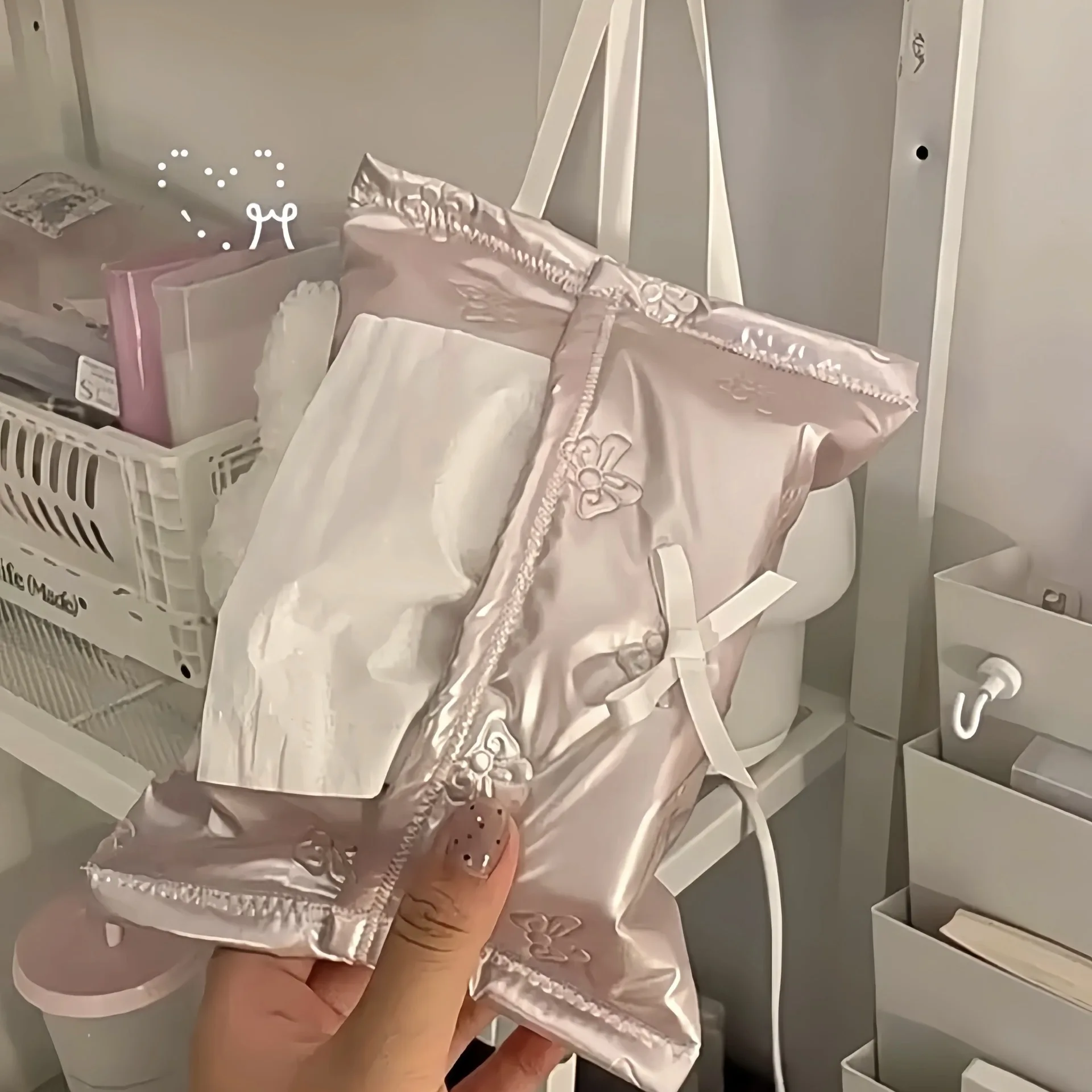 INS Bow Tissue Cover Baby Wipe Case Car Wet Wipes Storage Bag Home Paper Towel Pouch Container Box Desktop Paper Organizer