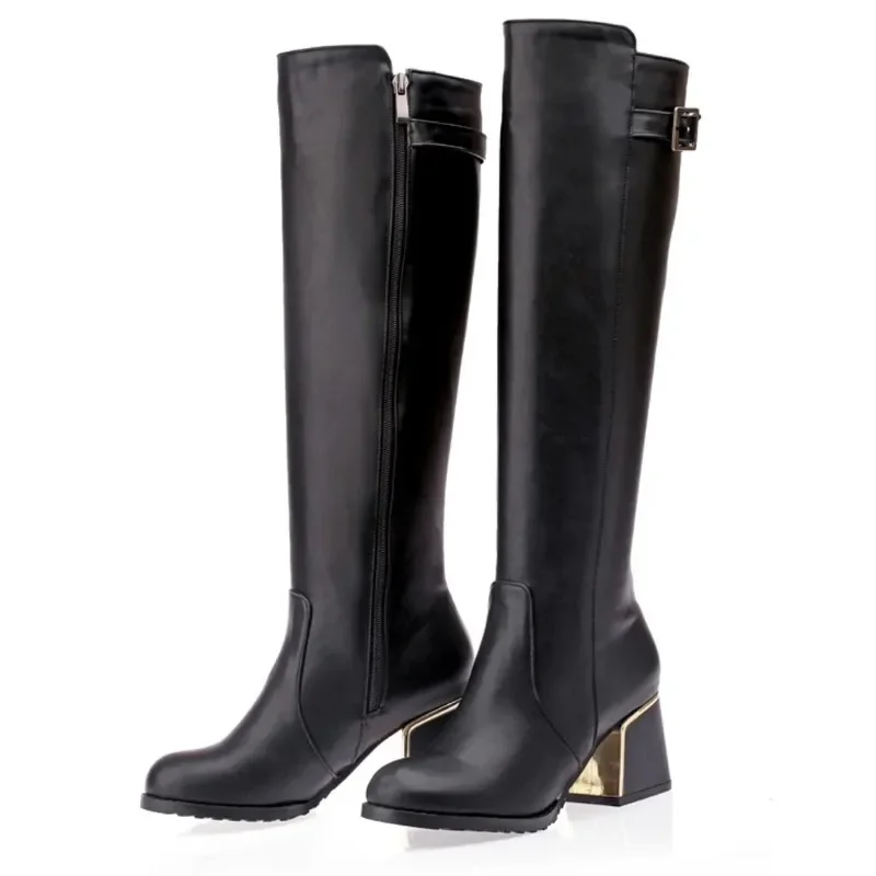 Cuissardes en cuir blanc pour femmes, bottines à talons hauts carrés, bottines décontractées à long tube, cuissardes sexy pour dames, hiver 2