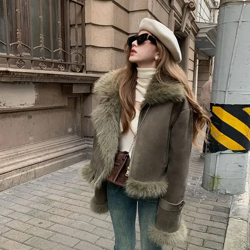 2024 New Fur One-piece Jacket Suede Short Motorcycle Jacket Women\'s Slim Korean Style Casual Jacket Winter