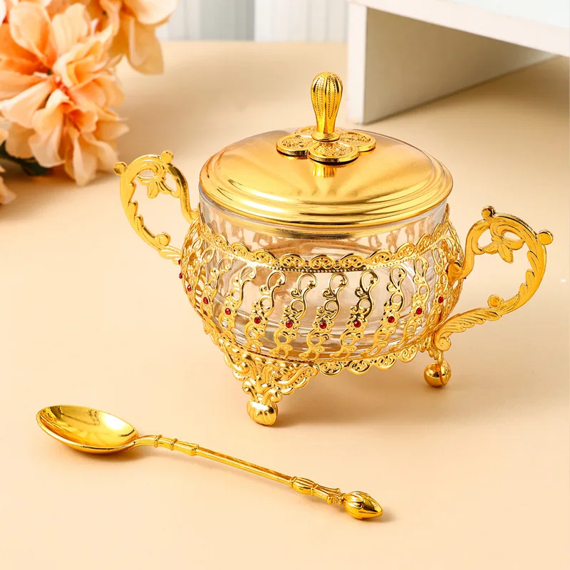 

Golden wrought iron European seasoning jar Household kitchen supplies Glass sugar cup Storage sealed jar Candy storage box