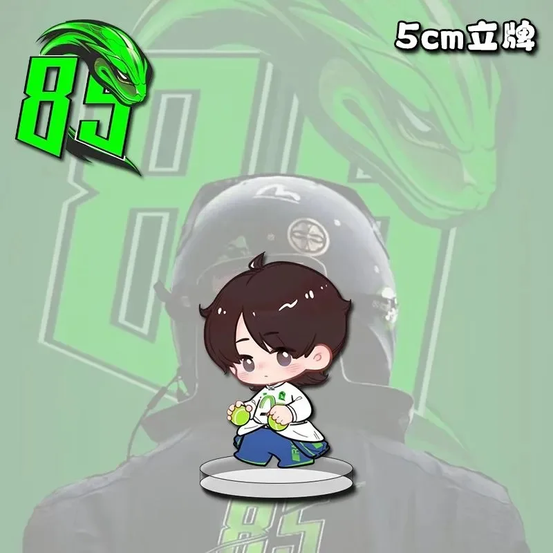 Периферийные устройства Q-версии Ван Ибо, стоячий гоночный драйвер бренда No. 85 высокоэстетичное украшение рабочего стола представляет собой подарок для занятий в классе.