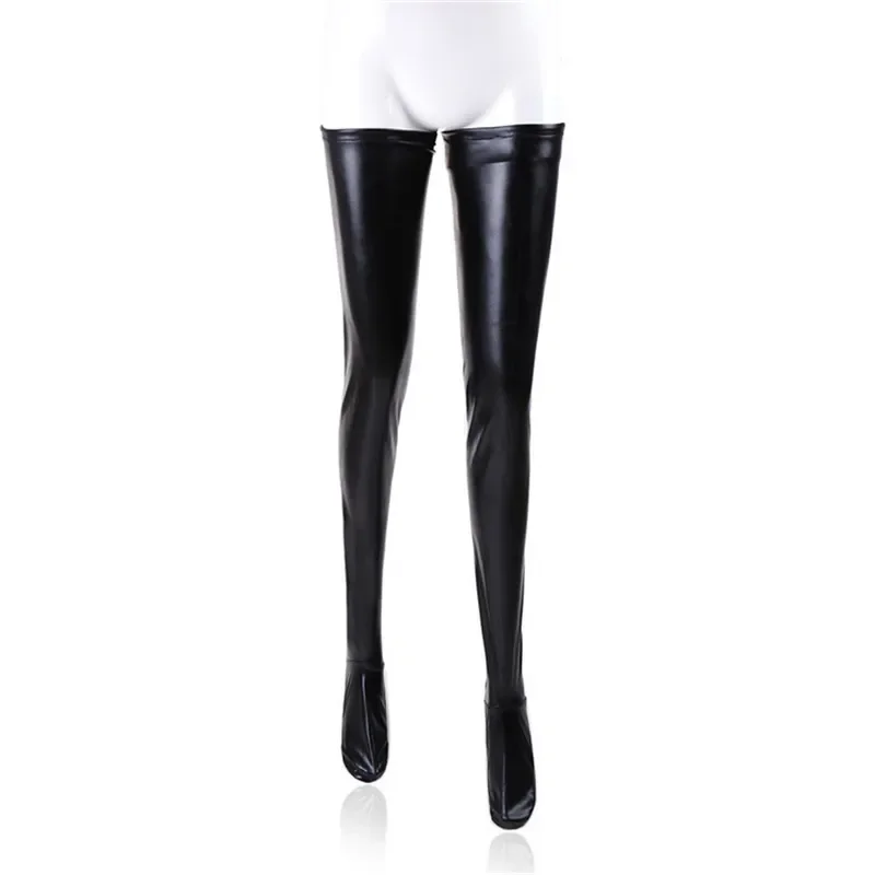 Calze in pelle PU effetto bagnato nero di grandi dimensioni Pole Dance Calze sexy con fascia in silicone Calze alte al ginocchio Lingerie sexy 2XL